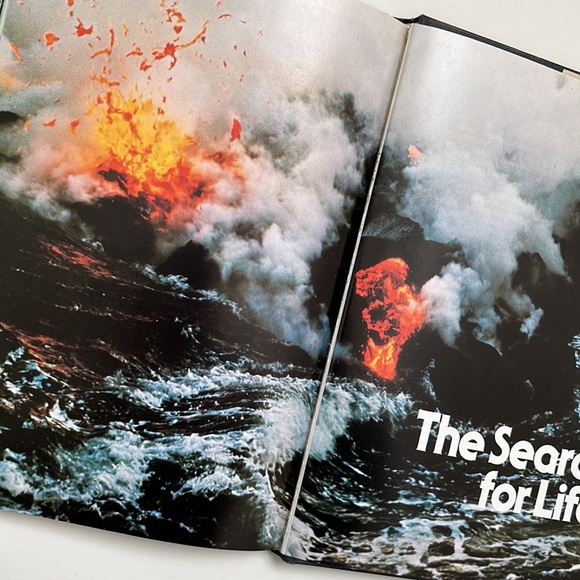 Vintage Space Theme Set Amazing Universe Friedman Book & 2 Life Magazines - Picture 9 of 13